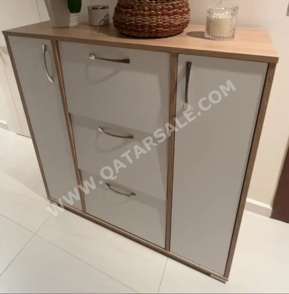 Shoe Racks & Cabinets