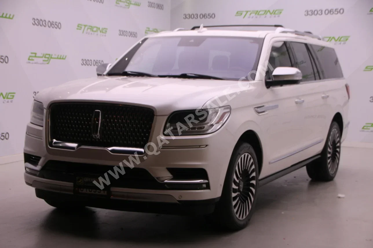 Lincoln  Navigator  Presidential  2019  Automatic  136,000 Km  6 Cylinder  Four Wheel Drive (4WD)  SUV  Pearl  With Warranty