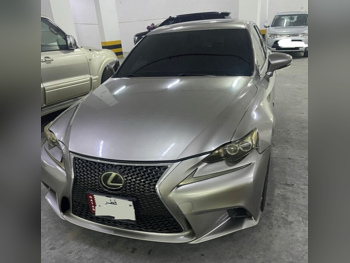 Lexus  IS  200t F  2016  Automatic  202,439 Km  4 Cylinder  Rear Wheel Drive (RWD)  Coupe / Sport  Gray