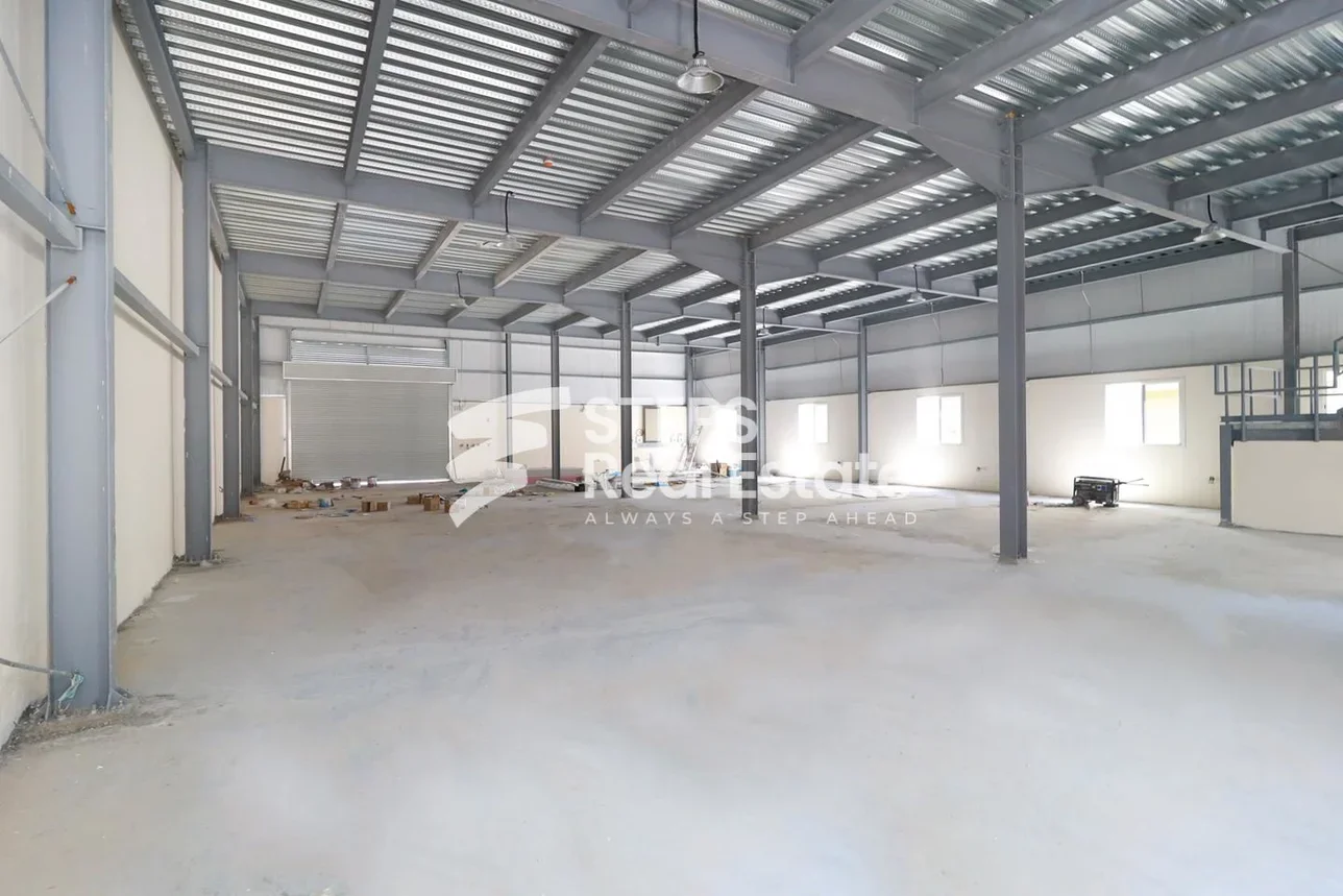 Warehouses & Stores - Al Wakrah  - Barkit Al Awamer  -Area Size: 1000 Square Meter
