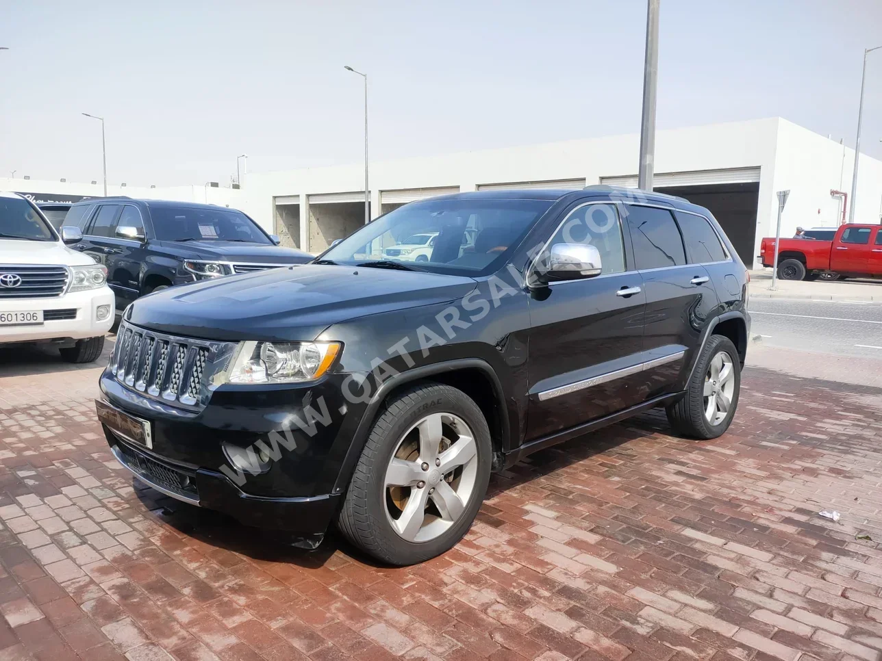 Jeep  Grand Cherokee  Laredo  2012  Automatic  156,000 Km  8 Cylinder  Four Wheel Drive (4WD)  SUV  Black