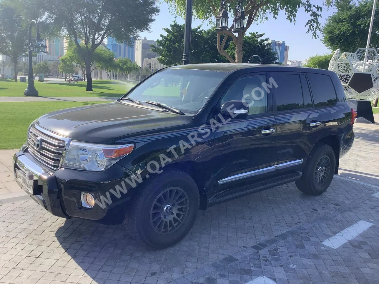 تويوتا  لاند كروزر  جي اكس ار  2009  اوتوماتيك  367,000 كم  8 سلندر  دفع رباعي  اس يو في  أسود