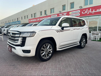 تويوتا  لاند كروزر  جي اكس ار توين توربو  2022  اوتوماتيك  40,000 كم  6 سلندر  دفع رباعي  اس يو في  أبيض