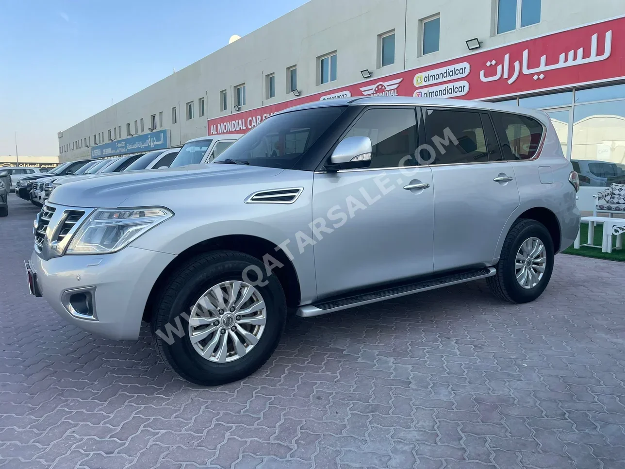 نيسان  باترول  اس اي  2018  اوتوماتيك  170,000 كم  6 سلندر  دفع رباعي  اس يو في  فضي