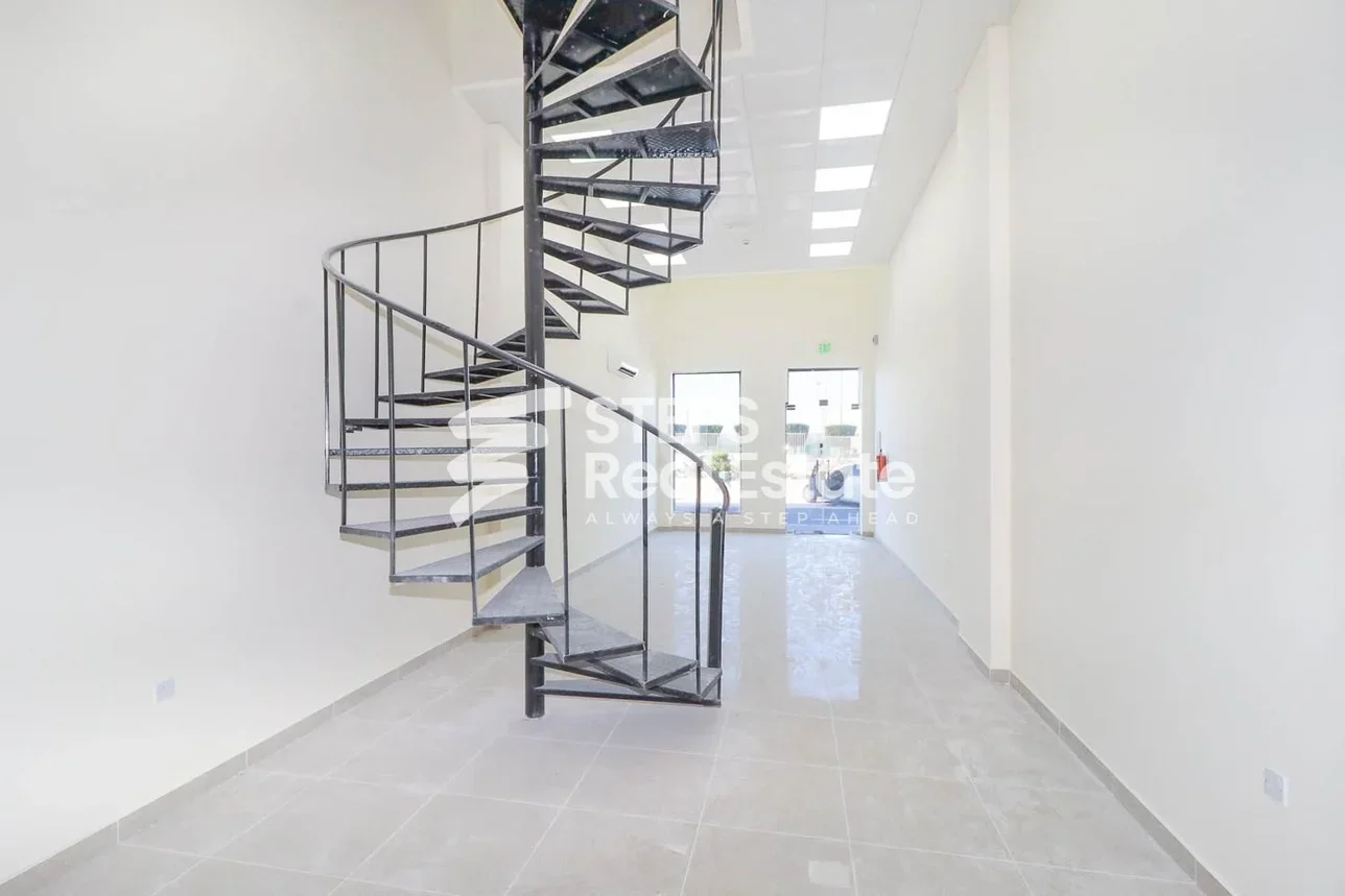 محلات تجارية - غير مفروشة  - الريان  للايجار  - الغرافة