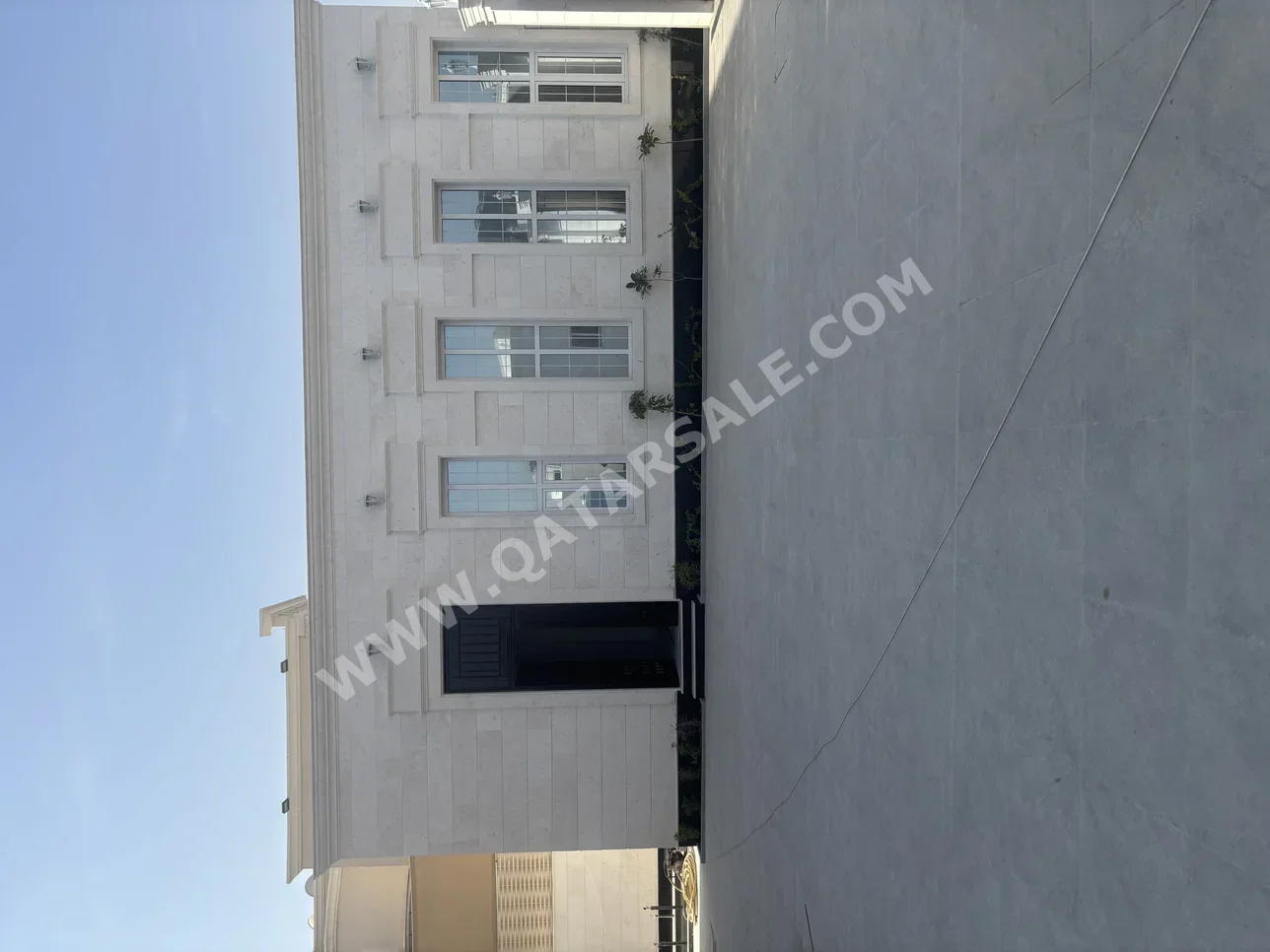 سكن عائلي  - غير مفروشة  - الظعاين  - روضة الحمامة  - 9 غرف نوم