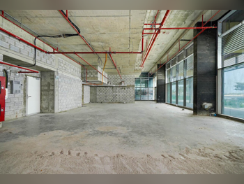 Commercial Shops - Not Furnished  - Lusail  For Rent  - Al Kharayej