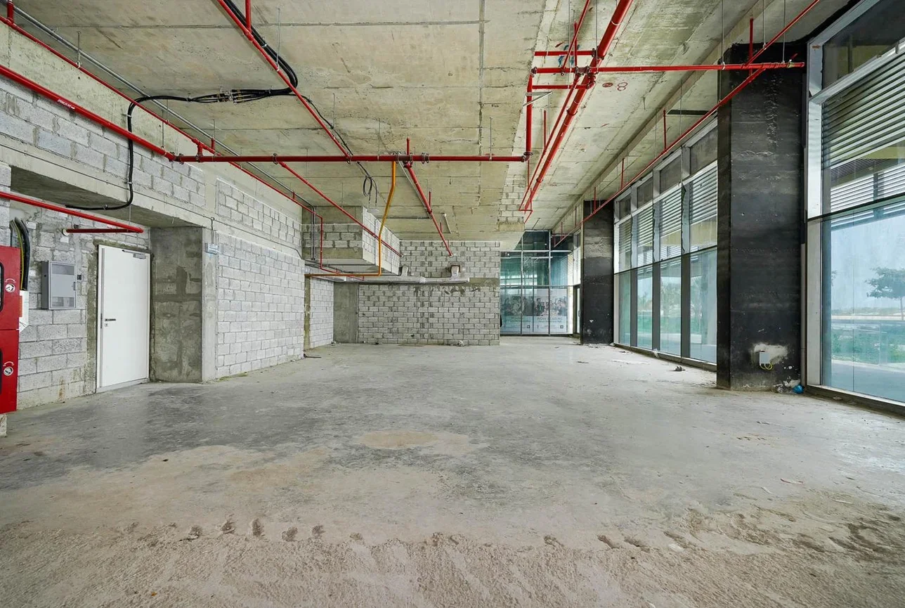 محلات تجارية - غير مفروشة  - لوسيل  للايجار  - الخرايج