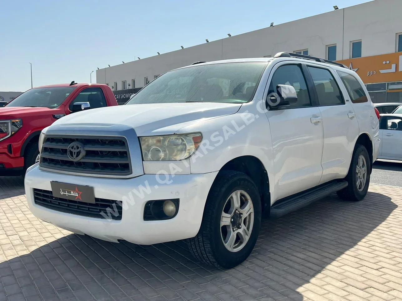 تويوتا  سكويا  اس ار 5  2013  اوتوماتيك  400,000 كم  8 سلندر  دفع رباعي  اس يو في  أبيض