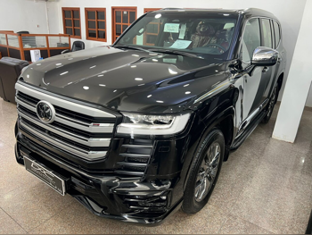 Toyota  Land Cruiser  VXR Twin Turbo  2025  Automatic  0 Km  6 Cylinder  Four Wheel Drive (4WD)  SUV  Black  With Warranty