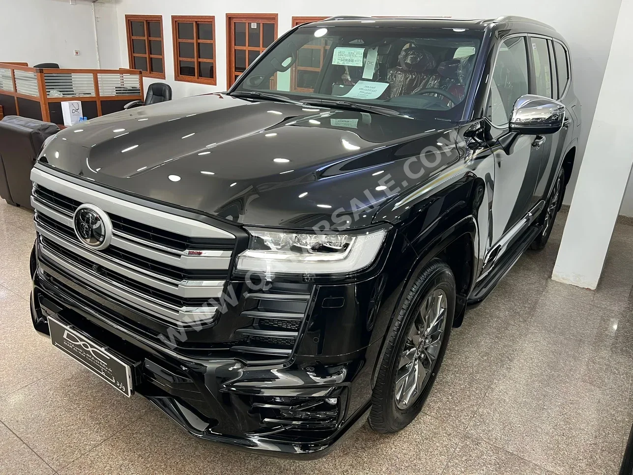 تويوتا  لاند كروزر  في اكس ار توين توربو  2025  اوتوماتيك  0 كم  6 سلندر  دفع رباعي  اس يو في  أسود  تحت الضمان