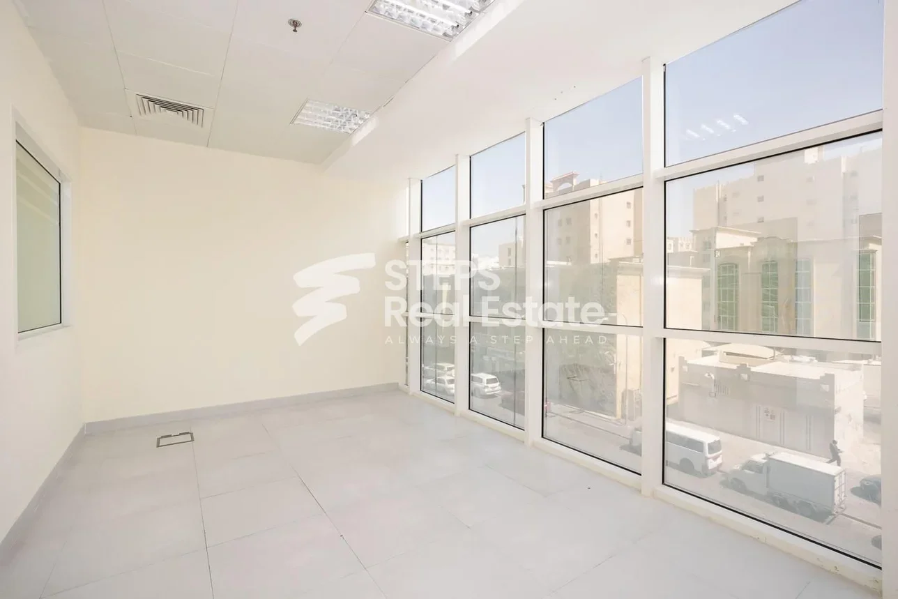 Commercial Offices - Not Furnished  - Doha  - Rawdat Al Khail