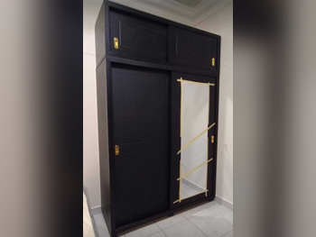خزائن ودواليب الملابس والزينة - دوحة فيرنيتشر  - خزائن  - أسود