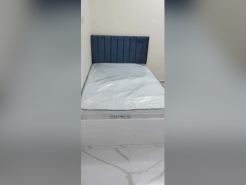 الأسّرة - لايف ستايل  - مزدوج  - متضمنة المرتبة