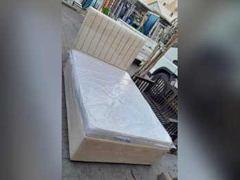 الأسّرة - لايف ستايل  - مزدوج  - متضمنة المرتبة