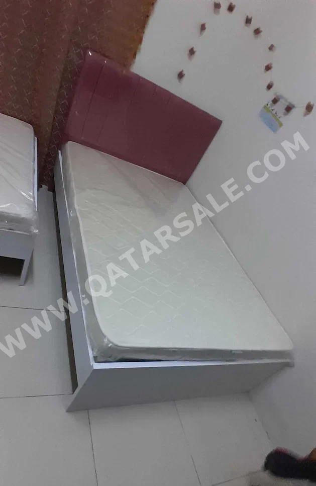 الأسّرة - لايف ستايل - مزدوج - زهري - متضمنة المرتبة