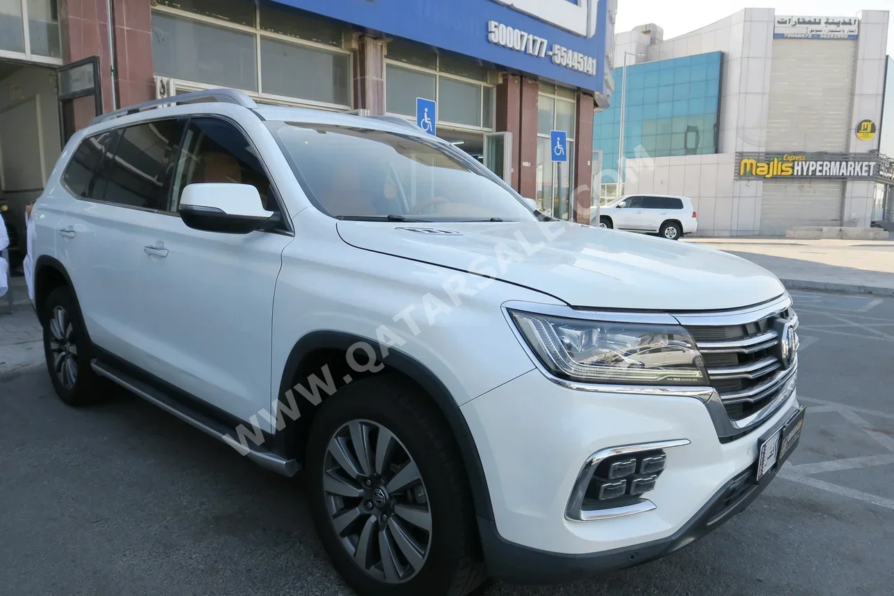 ام جي  ار اكس8  2022  اوتوماتيك  78,000 كم  4 سلندر  دفع رباعي  اس يو في  أبيض