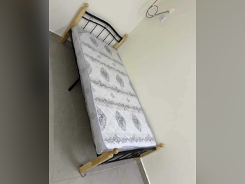 الأسّرة - لايف ستايل  - فردي  - متضمنة المرتبة