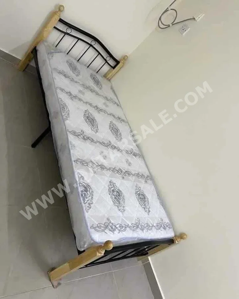 الأسّرة - لايف ستايل - فردي - متضمنة المرتبة