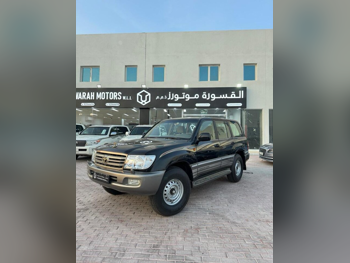 Toyota  Land Cruiser  VXR  2006  Automatic  400,000 Km  8 Cylinder  Four Wheel Drive (4WD)  SUV  Black