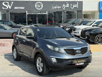 كيا  سبورتج  2012  اوتوماتيك  219,000 كم  4 سلندر  سحب امامي  اس يو في  رمادي