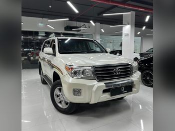 Toyota  Land Cruiser  GX  2013  Automatic  363,000 Km  8 Cylinder  Four Wheel Drive (4WD)  SUV  White