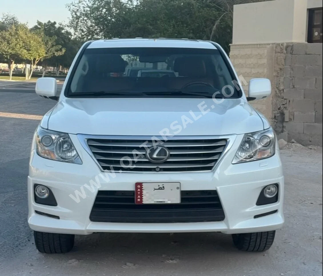 لكزس  ال اكس  570  2011  اوتوماتيك  280,000 كم  8 سلندر  دفع رباعي  اس يو في  أبيض