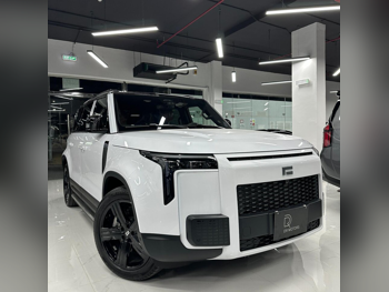 Rox Motor  Jishi  01  2025  Automatic  3,000 Km  4 Cylinder  Four Wheel Drive (4WD)  SUV  White  With Warranty