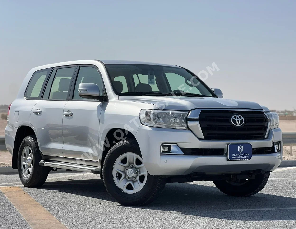تويوتا  لاند كروزر  جي  2019  اوتوماتيك  153,000 كم  6 سلندر  دفع رباعي  اس يو في  فضي