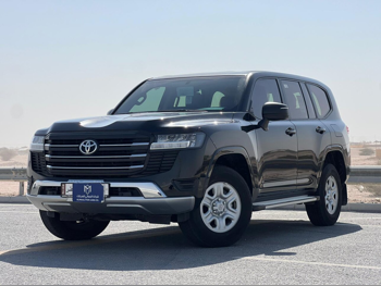 تويوتا لاند كروزر جي اكس 2024 اوتوماتيك 54,000 كم 6 سلندر دفع رباعي اس يو في أسود تحت الضمان