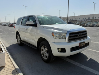 Toyota  Sequoia  2016  Automatic  390,000 Km  8 Cylinder  Four Wheel Drive (4WD)  SUV  White