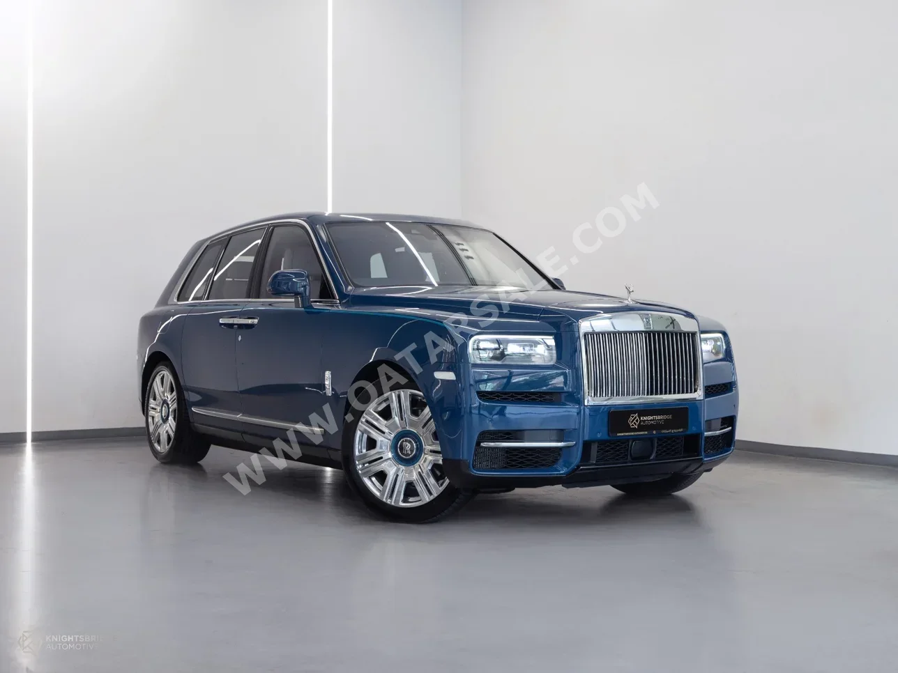 رولز - رويس  كولينان  2021  اوتوماتيك  24,650 كم  12 سلندر  دفع رباعي  اس يو في  ازرق  تحت الضمان