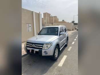 متسوبيشي باجيرو 3.0 2008 اوتوماتيك 143,950 كم 6 سلندر دفع رباعي اس يو في فضي