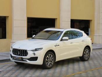 مزاراتي  ليفانت  جي تي  2023  اوتوماتيك  35,000 كم  4 سلندر  دفع رباعي  اس يو في  أبيض  تحت الضمان