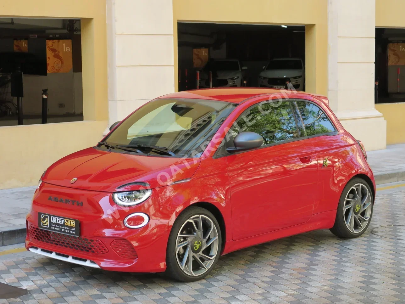 فيات  500  ابارث  2025  اوتوماتيك  6,800 كم  0 سلندر  سحب امامي  هاتشباك  أحمر  تحت الضمان