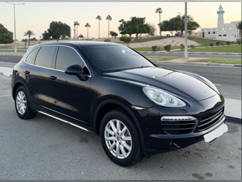 Porsche  Cayenne  2013  Automatic  230,000 Km  6 Cylinder  Four Wheel Drive (4WD)  SUV  Black
