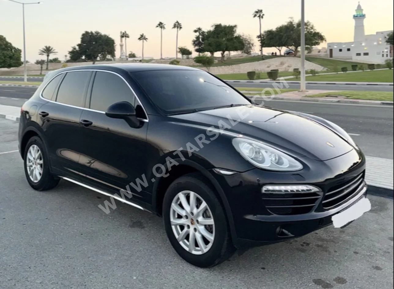 Porsche  Cayenne  2013  Automatic  230,000 Km  6 Cylinder  Four Wheel Drive (4WD)  SUV  Black