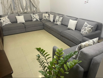 الأرائك والكنب والكراسي ايكيا  شكل L  - قماش  - اللون الرمادي