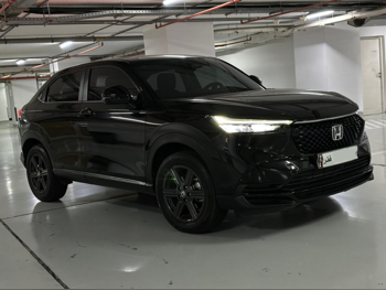 هوندا  اتش ار في  2023  اوتوماتيك  39,200 كم  4 سلندر  سحب امامي  اس يو في  أسود  تحت الضمان