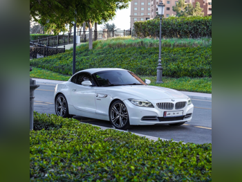 BMW  Z-Series  4 M  2016  Automatic  145,000 Km  4 Cylinder  Rear Wheel Drive (RWD)  Convertible  White