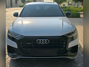 اودي  كيو 8  اس لاين  2021  اوتوماتيك  61,000 كم  6 سلندر  دفع كلي مستمر  اس يو في  أبيض  تحت الضمان