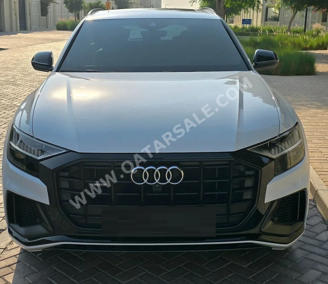 اودي  كيو 8  اس لاين  2021  اوتوماتيك  61,000 كم  6 سلندر  دفع كلي مستمر  اس يو في  أبيض  تحت الضمان