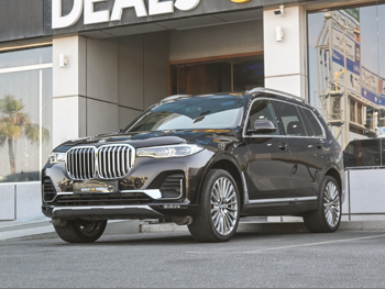 بي ام دبليو  الفئة - اكس  اكس7 40 اي  2022  اوتوماتيك  96,000 كم  6 سلندر  دفع كلي مستمر  اس يو في  بني غامق  تحت الضمان