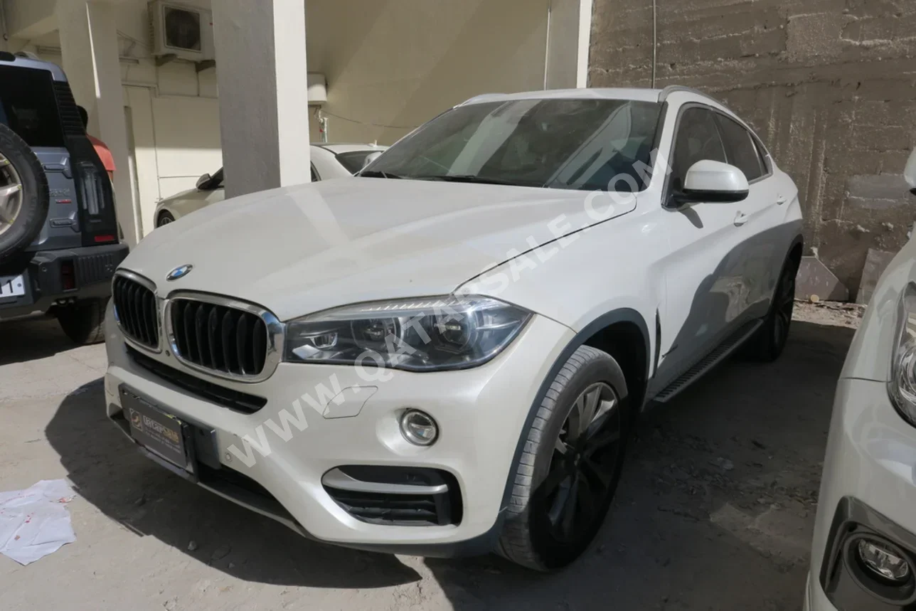 بي ام دبليو الفئة - اكس اكس 6 2017 اوتوماتيك 57,000 كم 6 سلندر دفع رباعي اس يو في أبيض