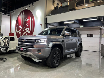 بي واي دي ليوبيرد 5 الترا 5 2025 اوتوماتيك 0 كم 4 سلندر دفع رباعي اس يو في رمادي تحت الضمان