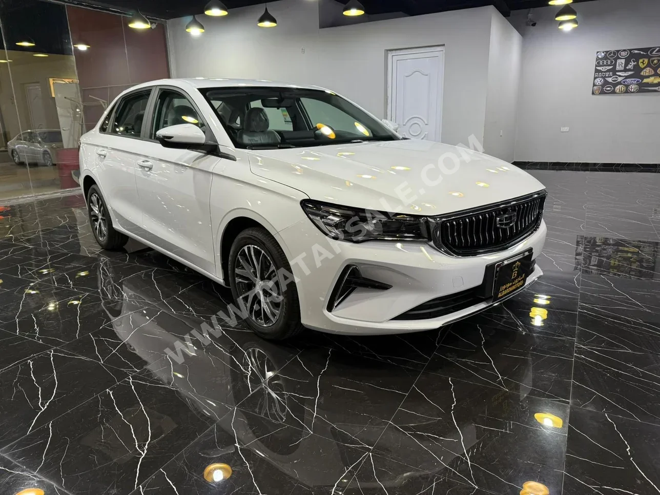 جيلي  ايمجراند  2026  اوتوماتيك  0 كم  4 سلندر  دفع رباعي  سيدان  أبيض  تحت الضمان