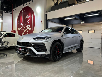 Lamborghini  Urus  2019  Automatic  88,000 Km  8 Cylinder  Four Wheel Drive (4WD)  SUV  Silver Matte