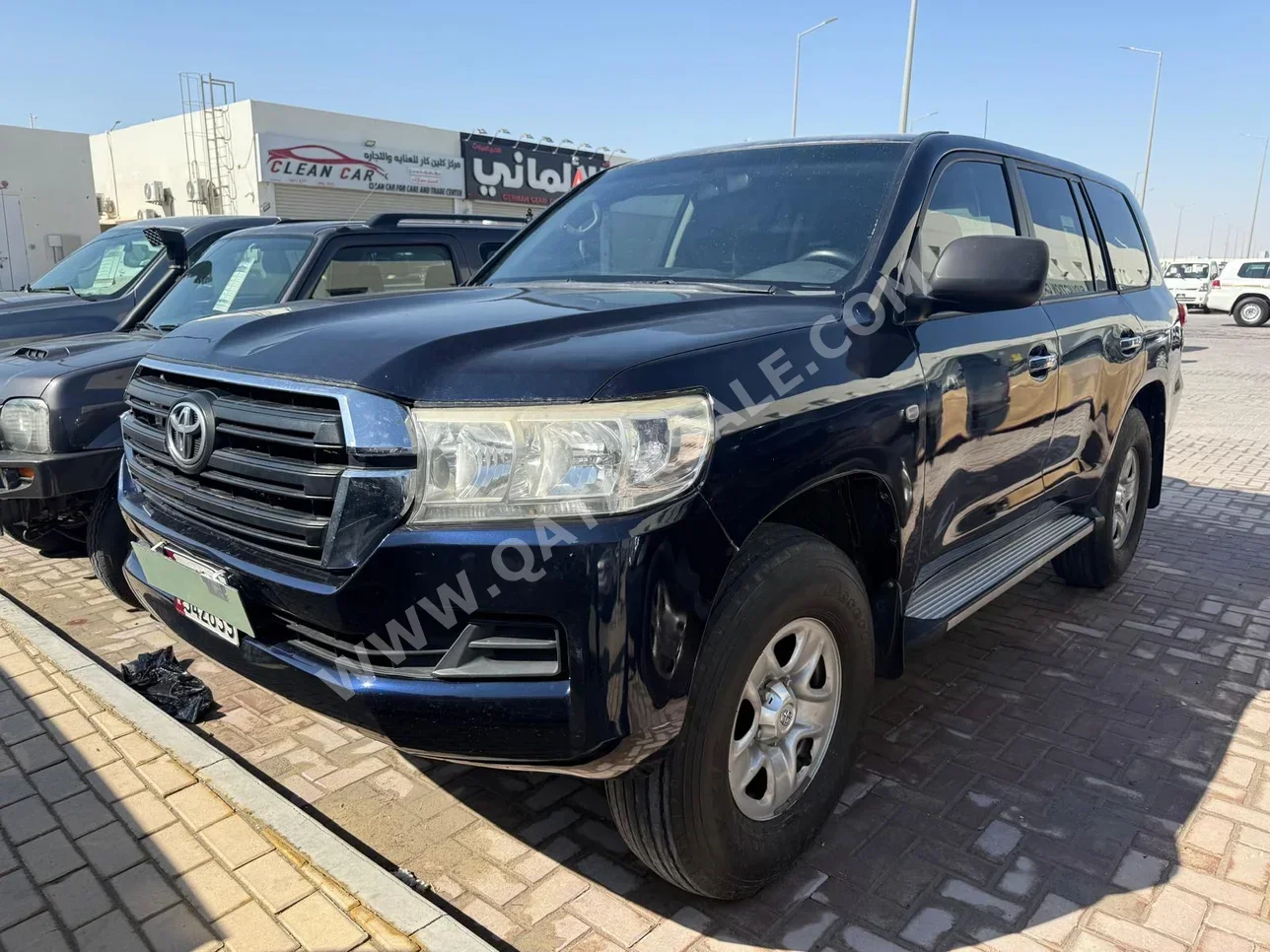Toyota Land Cruiser 2013 Manual 470,000 Km 6 Cylinder Four Wheel Drive (4WD) SUV Dark Blue