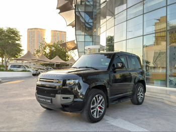 لاند روفر  ديفيندر  90 اكس داينميك  2023  اوتوماتيك  41,000 كم  6 سلندر  دفع رباعي  اس يو في  أسود  تحت الضمان