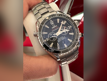 ساعات - أوميغا  - ساعات الكوارتز  - أسود  - ساعات رجالي